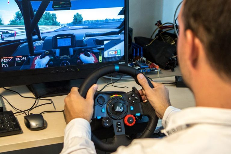 Volant PC Comparatif 2025 des meilleurs volants d